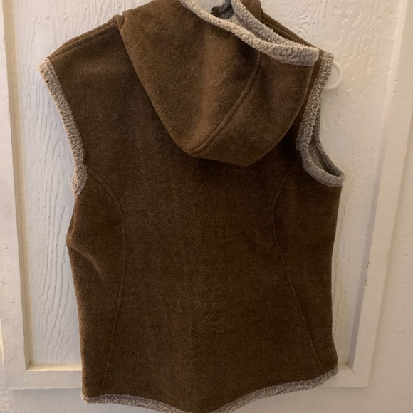 SOLD
 Marmot vest - Picture 2 of 5